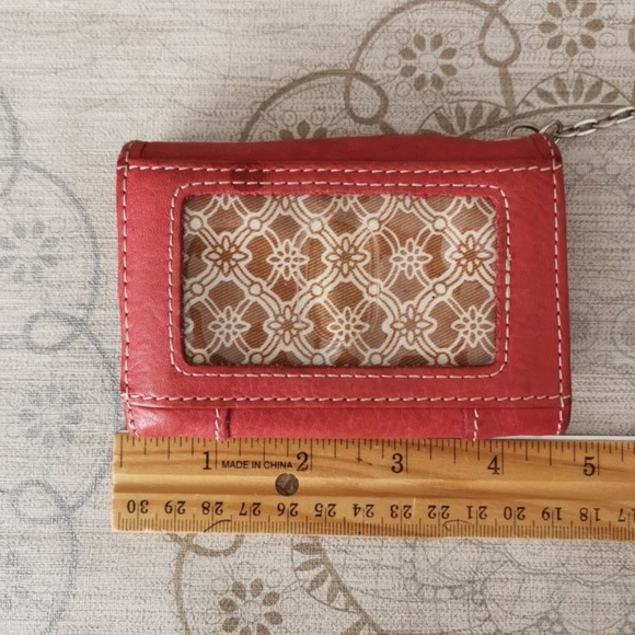 Fossil Red Leather Wallet with Keychain - Picture 3 of 6
